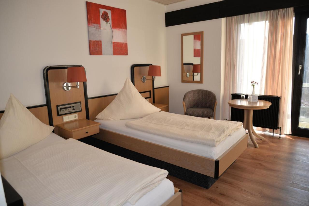 Hotel Paffhausen Wirges エクステリア 写真