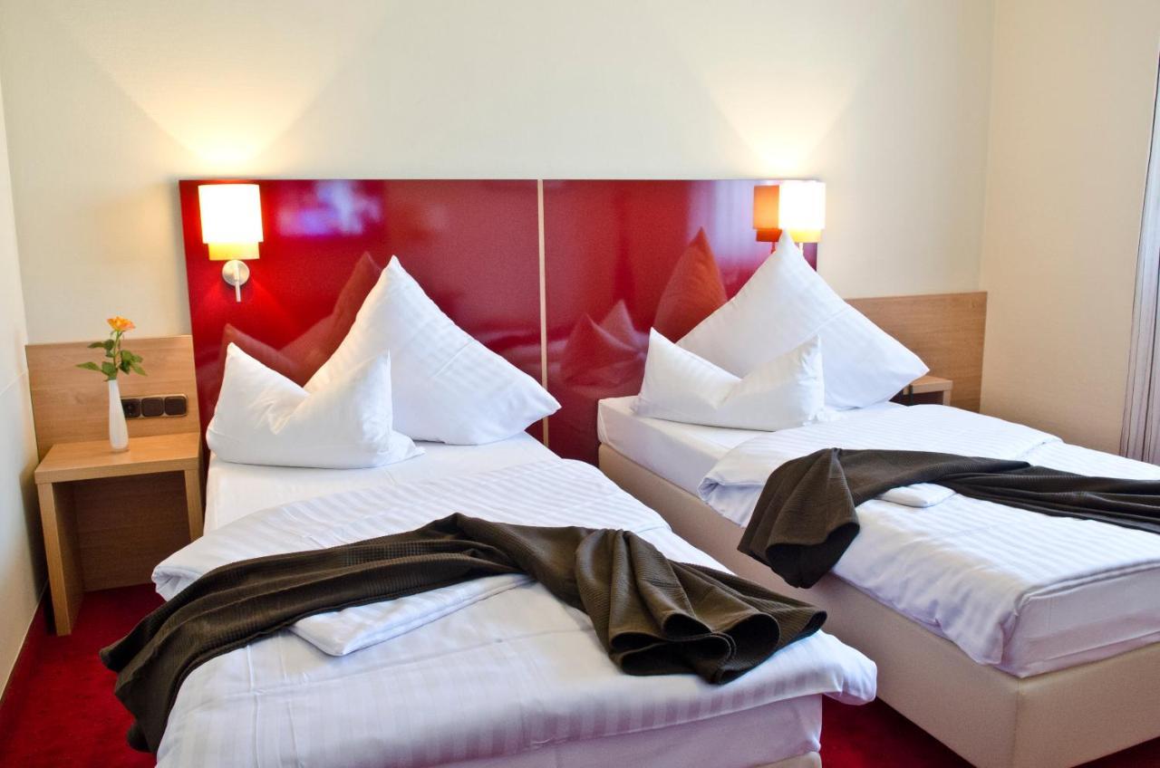 Hotel Paffhausen Wirges エクステリア 写真